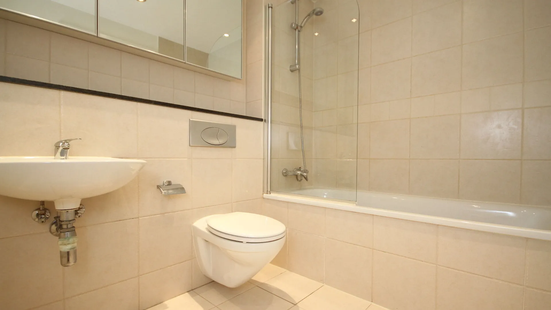 Grand Canal Quay - 3 Bedroom Apartment Dublin