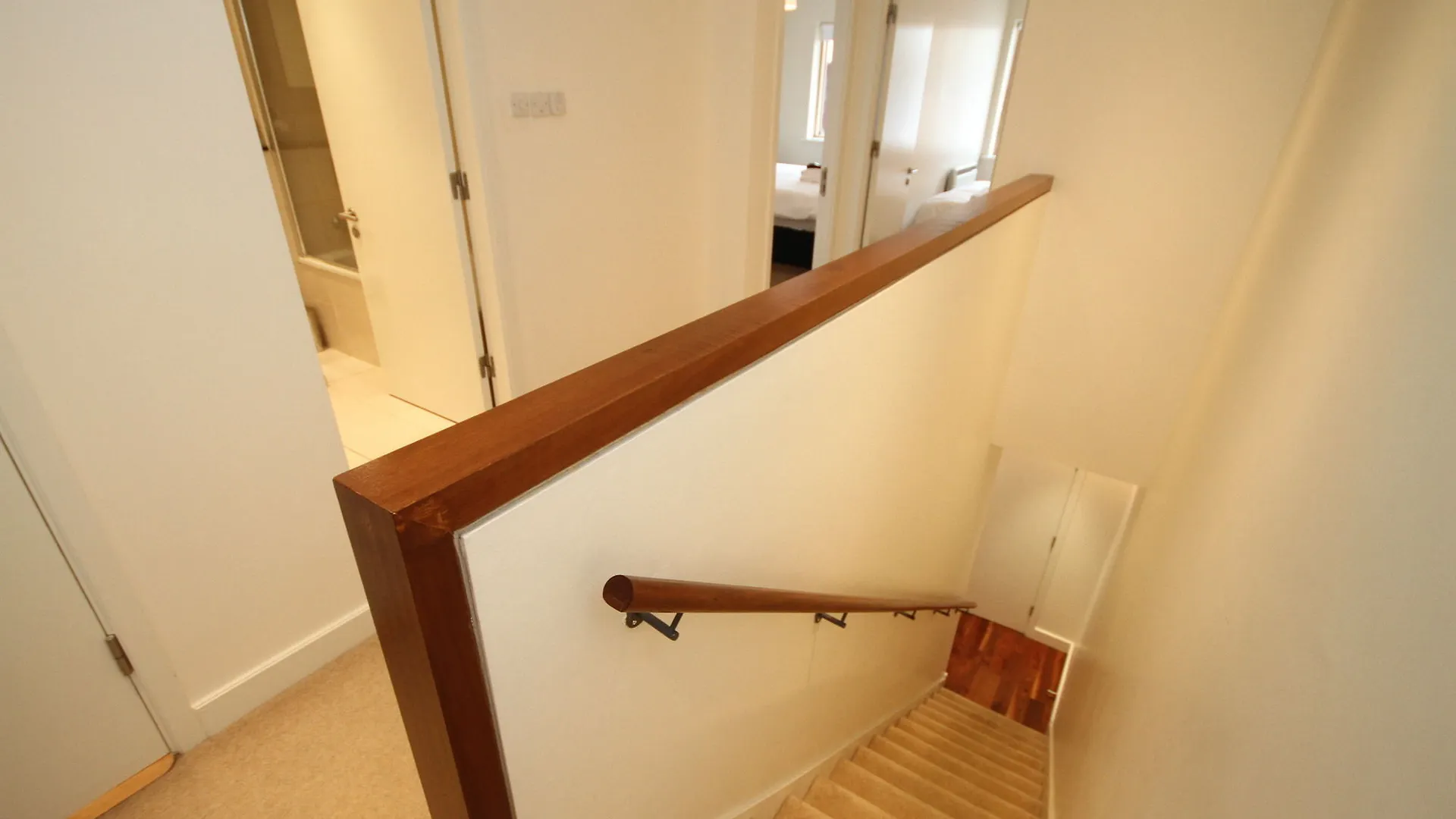 Grand Canal Quay - 3 Bedroom Apartment Dublin 0*,  Irland